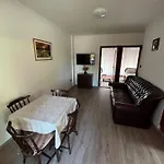 Apartament Marika *