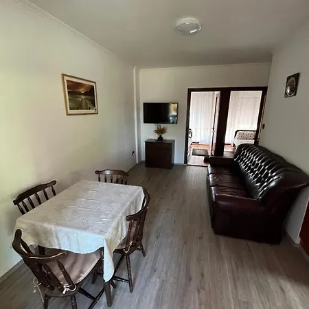 Διαμέρισμα Marika *