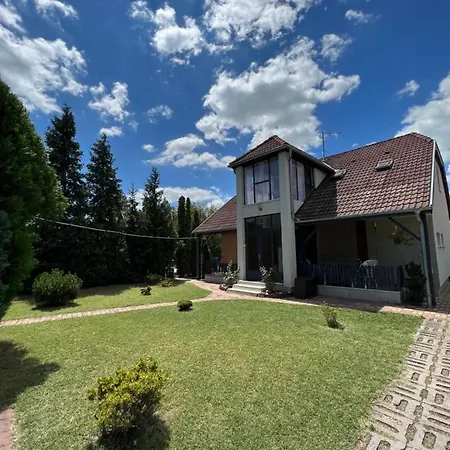 Διαμέρισμα Marika Szántód