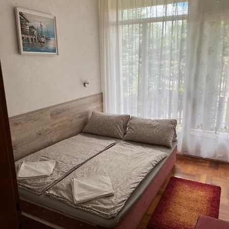 Διαμέρισμα Marika *